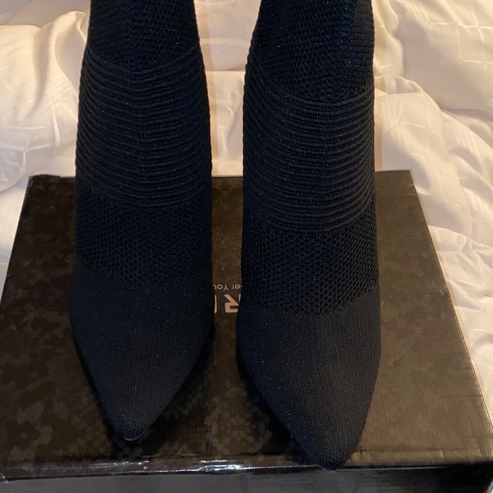 Cape Robbin Black Heeled Boots
